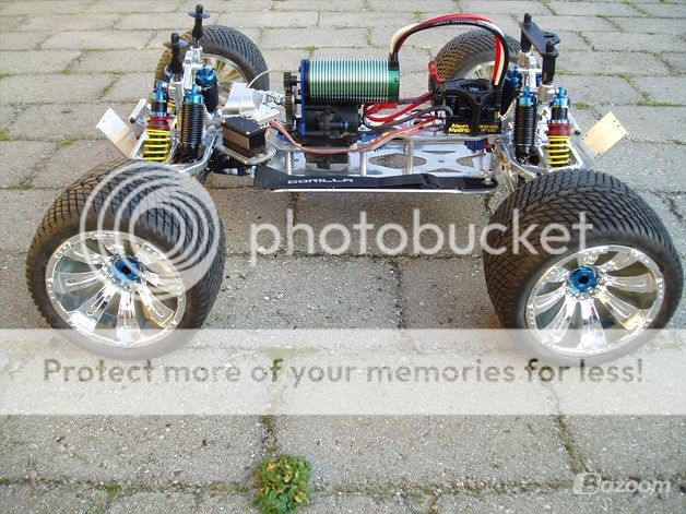 423362-truck-gorilla-g4-e-maxx_zpsfa23b9