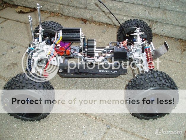 464135-truck-gorillamaxx-g2-cf-e-maxx_zp