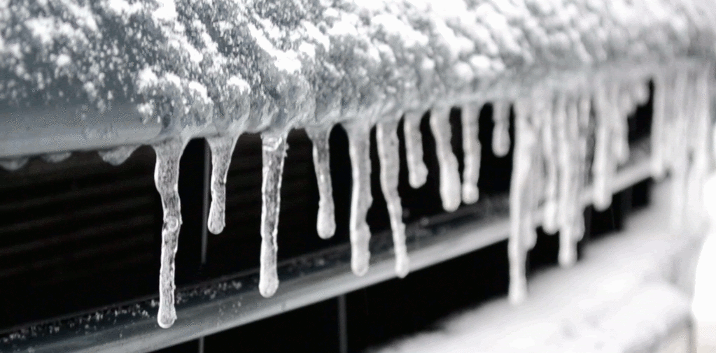 Ice GIF photo eiszapfengif11_zpscc350002.gif